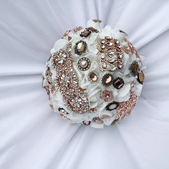 Hand Crafted | Accessories | Small Bedazzled Bouquet Flower Girl ...